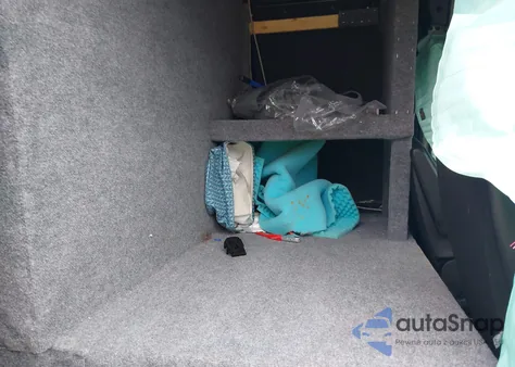 2023 Ford Transit-350 Cargo Van z USA, uszkodzony, nr VIN 1FTBW3X86PKC01923